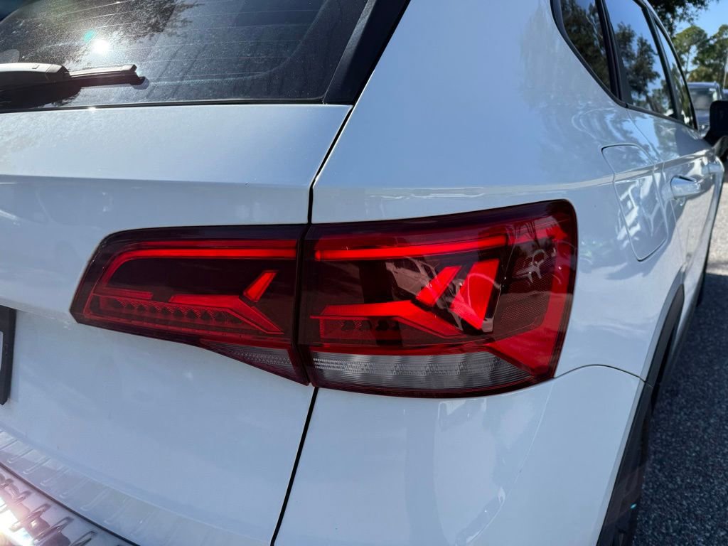 Used 2023 Volkswagen Taos S image 10