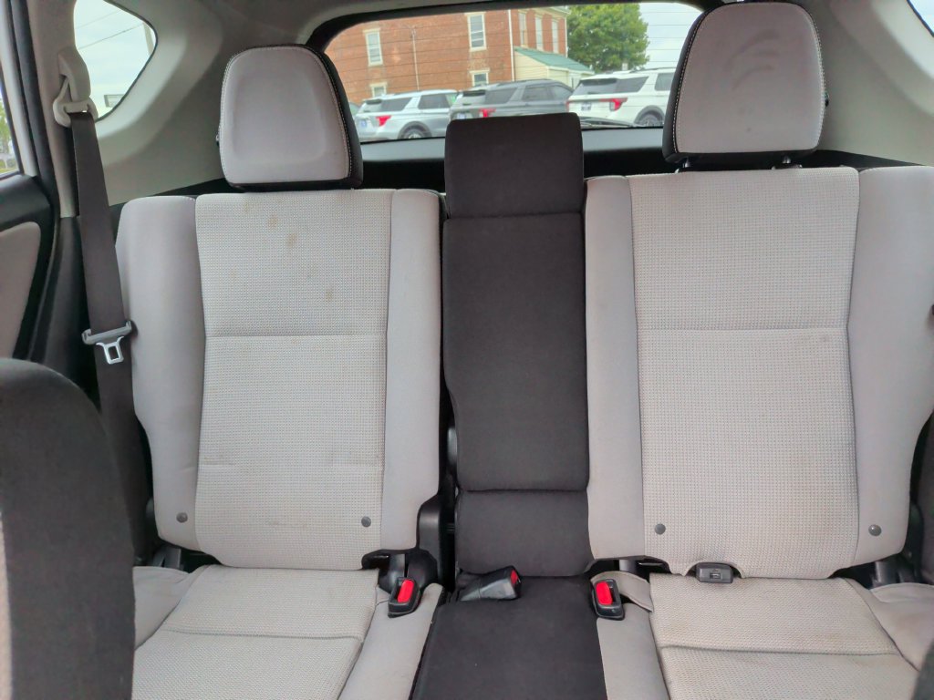 Used 2018 Toyota RAV4 XLE w/ Plus Extra Value Package AWD/4WD image 8