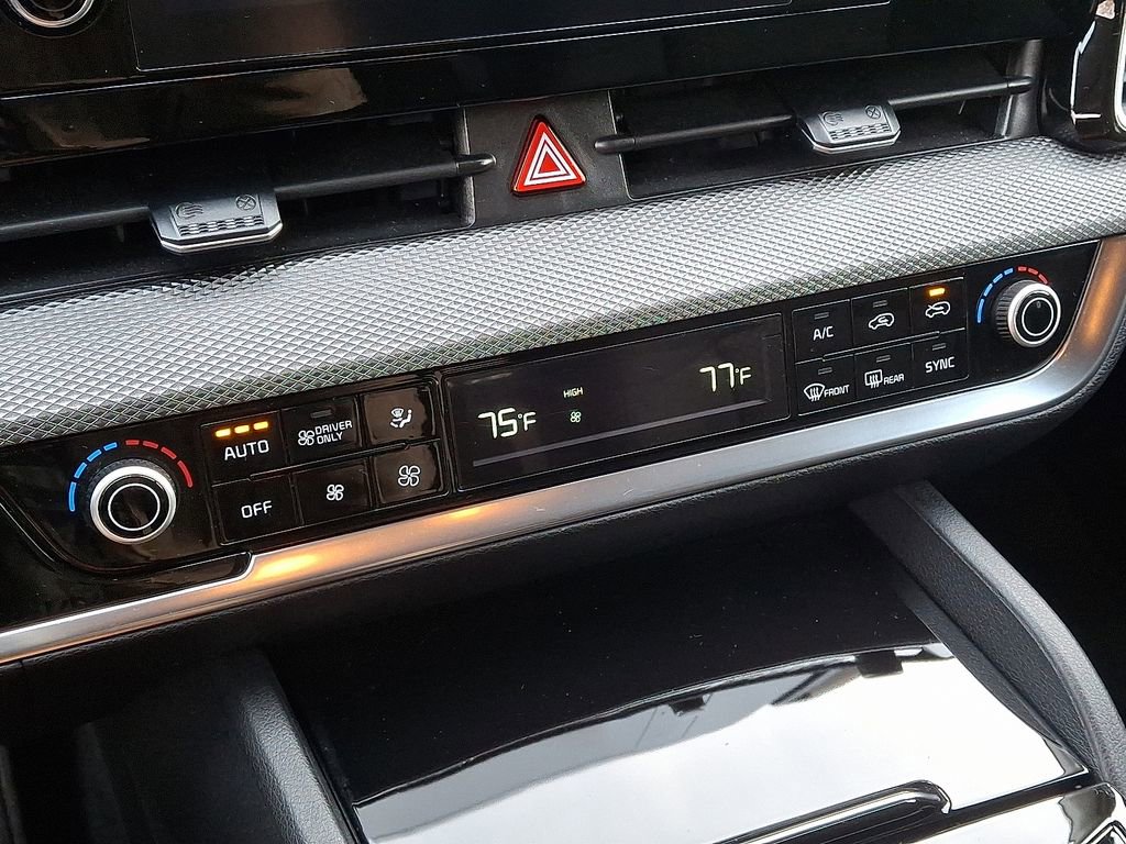 Used 2023 Kia Sportage LX image 15