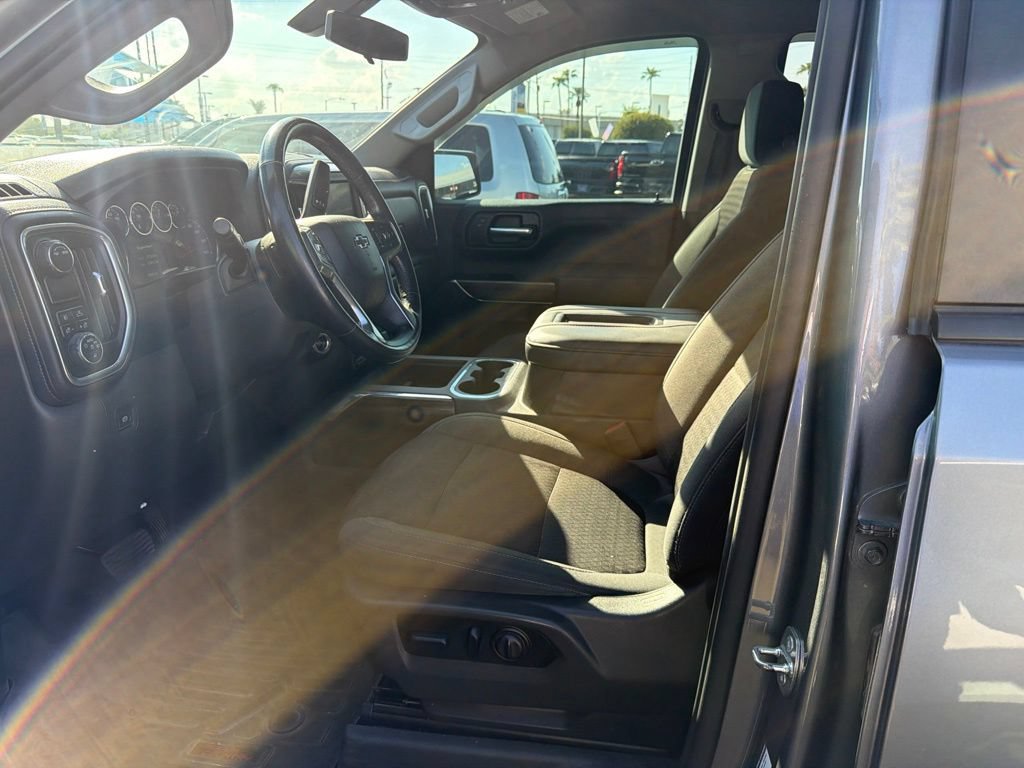 Used 2020 Chevrolet Silverado 1500 RST w/ All-Star Edition RWD image 17