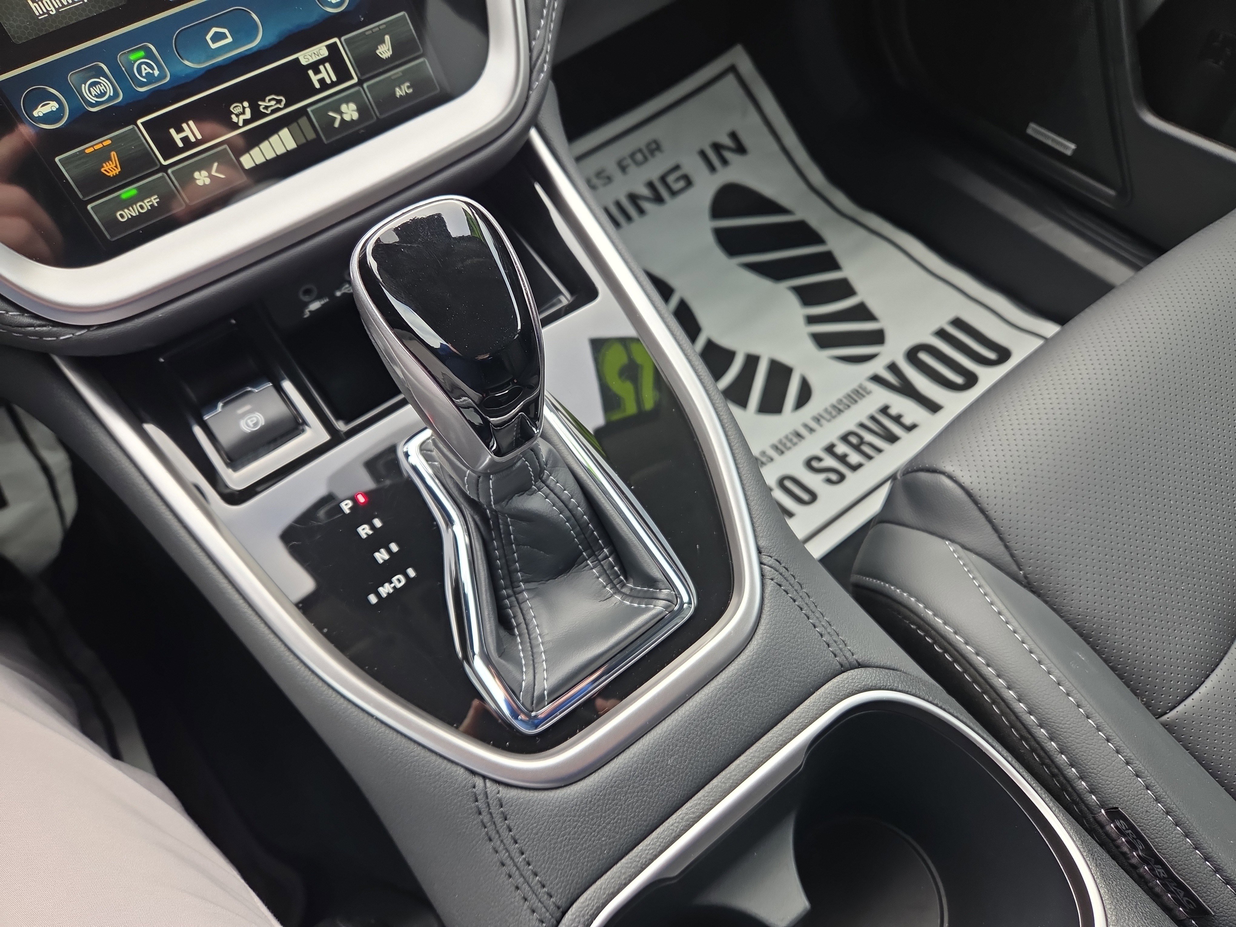 Used 2025 Subaru Outback Limited image 23