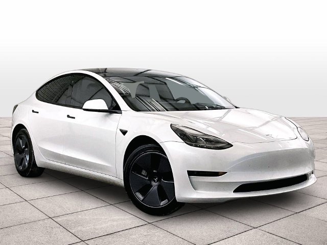 Used 2023 Tesla Model 3 Standard Range RWD image 2