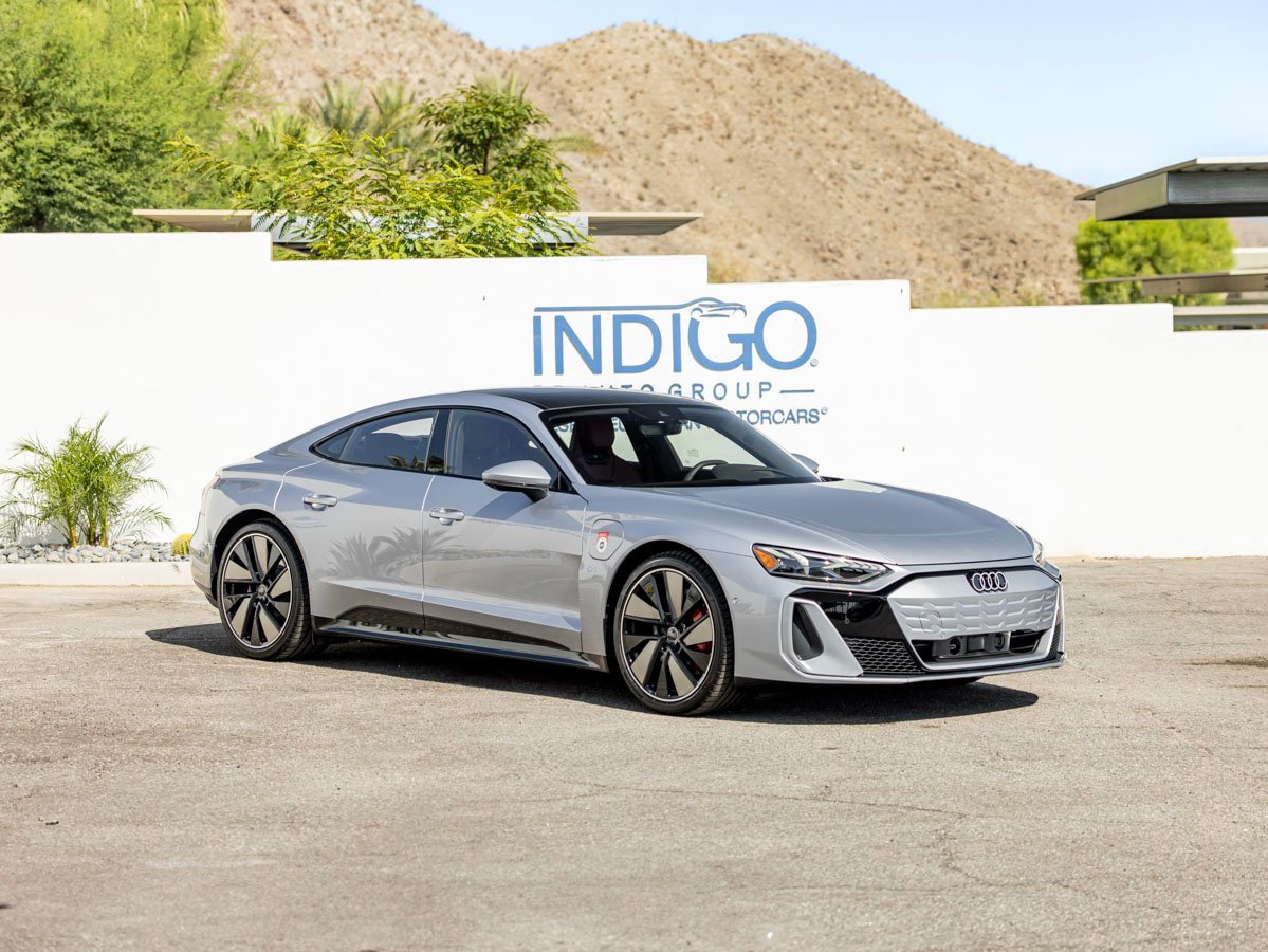 New 2025 Audi S e-tron GT Prestige image 4