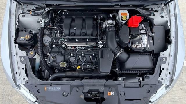 Used 2019 Ford Taurus Limited image 52