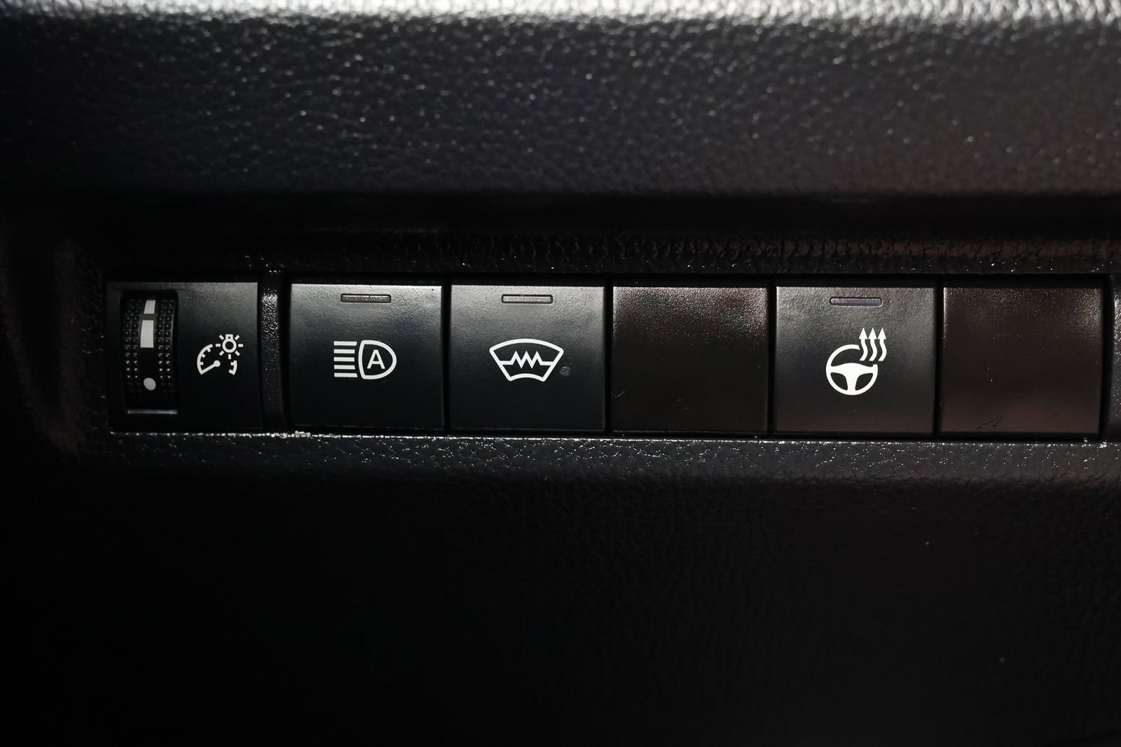 Used 2024 Toyota RAV4 XLE w/ Weather Package image 25