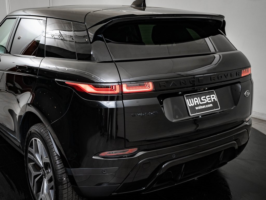 Used 2023 Land Rover Range Rover Evoque SE image 19