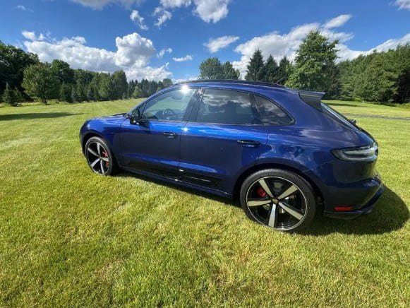 Used 2024 Porsche Macan GTS AWD/4WD image 2