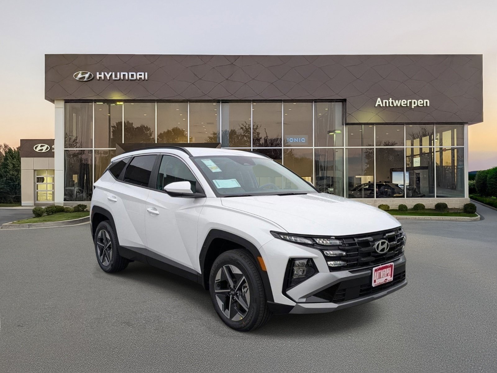 New 2026 Hyundai Tucson SEL w/ Tow & Go Package AWD/4WD image 1