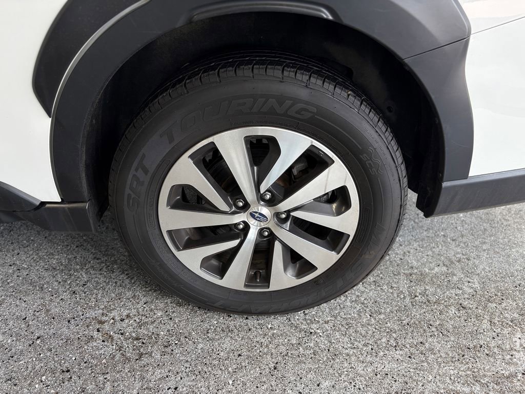 Used 2024 Subaru Outback Premium AWD/4WD image 24