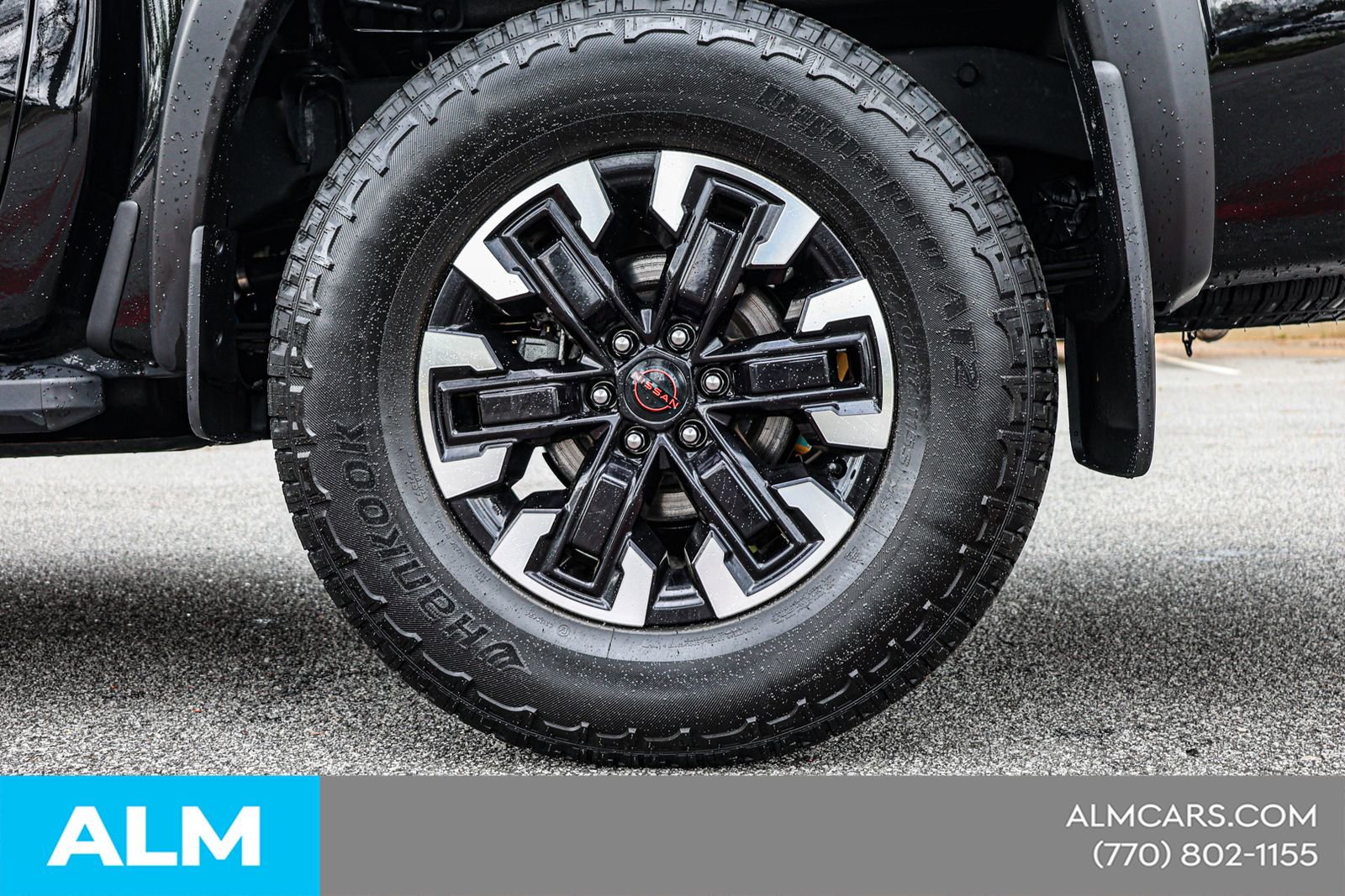 Used 2024 Nissan Frontier PRO-4X w/ Technology Package image 17