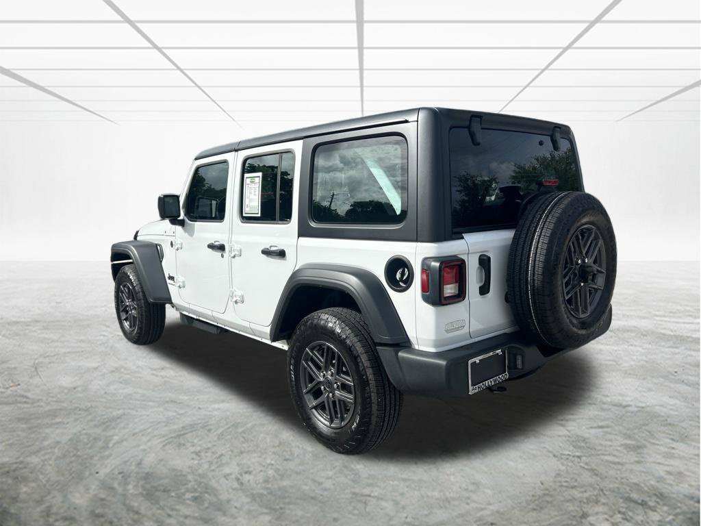 Used 2026 Jeep Wrangler Unlimited Sport AWD/4WD image 6