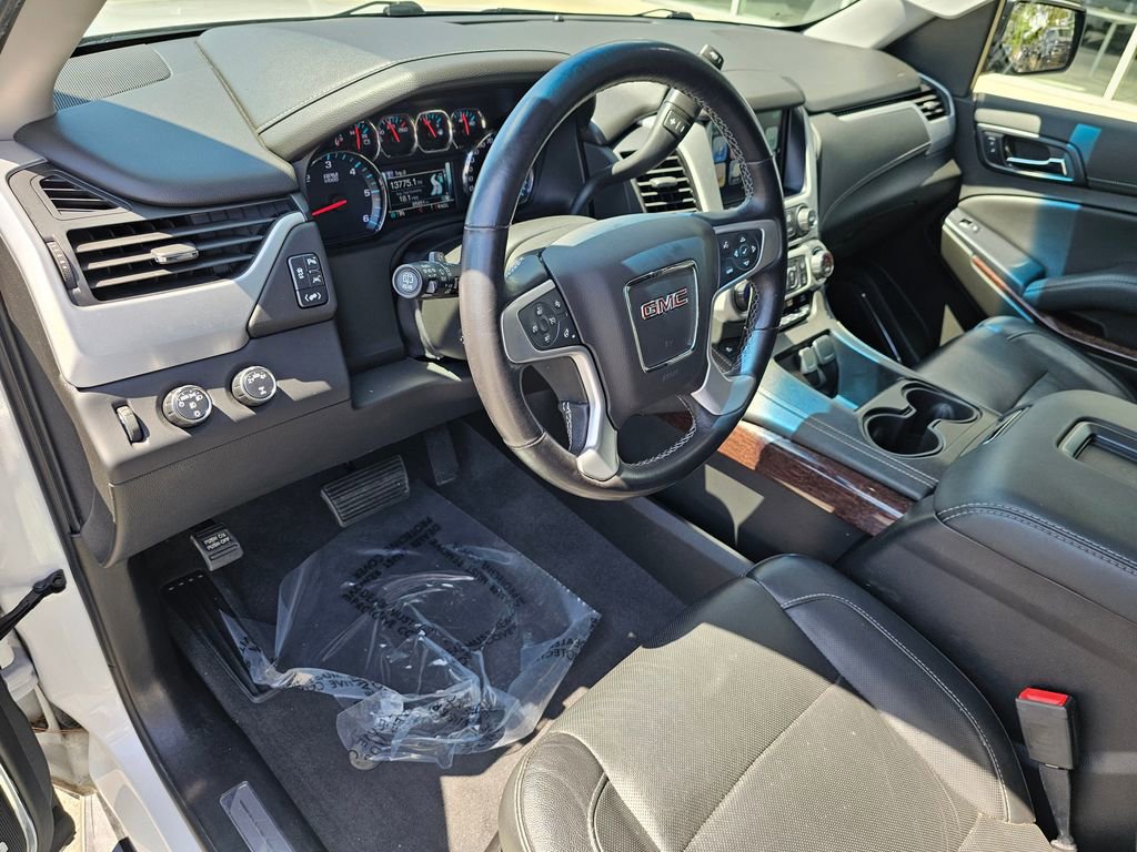 Used 2019 GMC Yukon SLT w/ Open Road Package AWD/4WD image 24