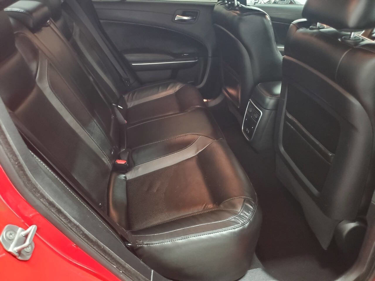 Used 2022 Dodge Charger SXT w/ Plus Group image 17