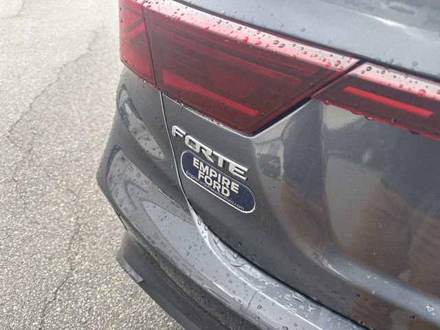 Used 2024 Kia Forte LXS image 5