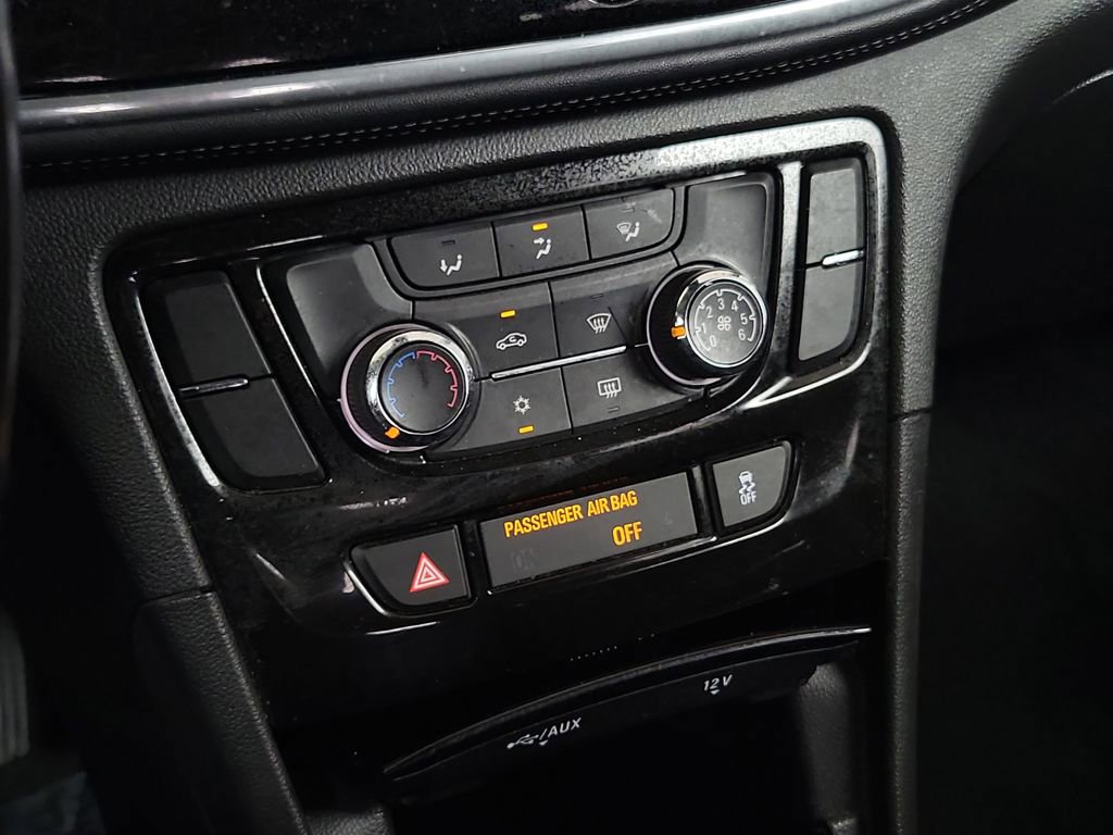 Used 2018 Buick Encore Preferred image 28