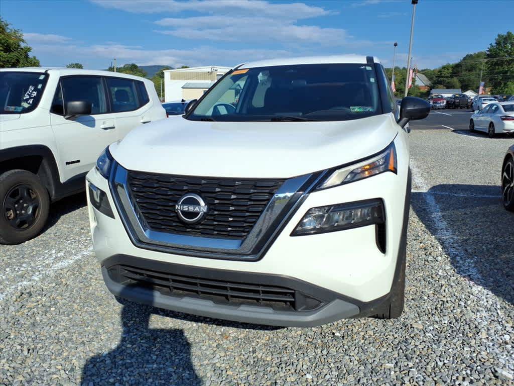 Used 2023 Nissan Rogue S AWD/4WD image 4