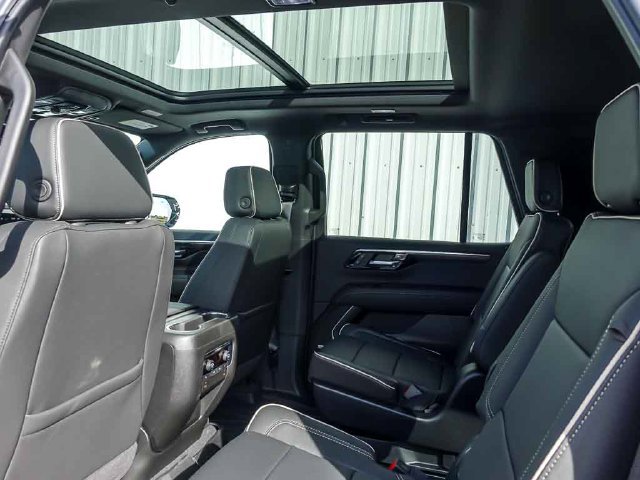 New 2027 Chevrolet Tahoe Premier w/ Sun And Tow Package AWD/4WD image 18