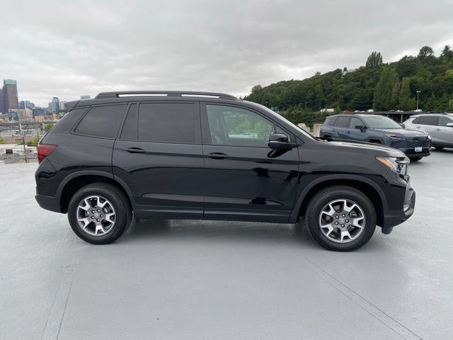 Certified 2023 Honda Passport TrailSport image 3