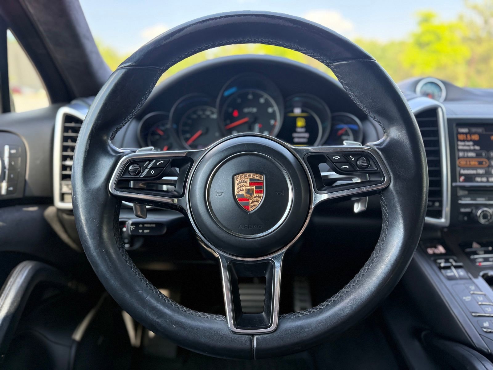 Used 2016 Porsche Cayenne GTS AWD/4WD image 25