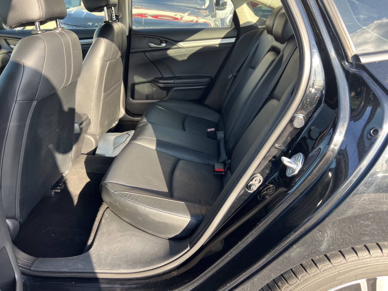 Used 2018 Honda Civic EX-L image 8
