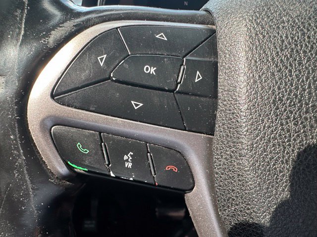Used 2018 Jeep Grand Cherokee Altitude AWD/4WD image 17