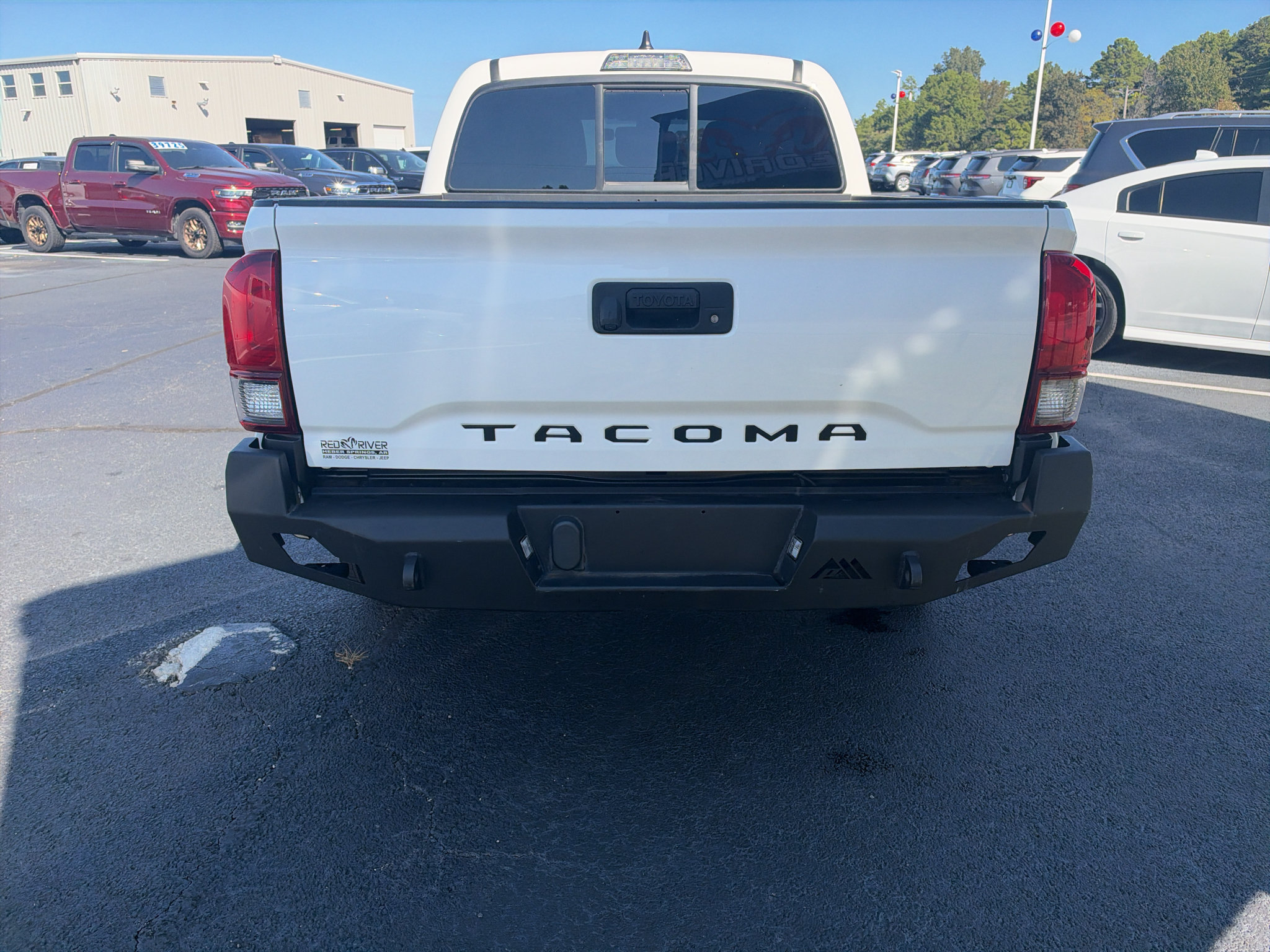 Used 2021 Toyota Tacoma SR w/ SR Convenience Package RWD image 5