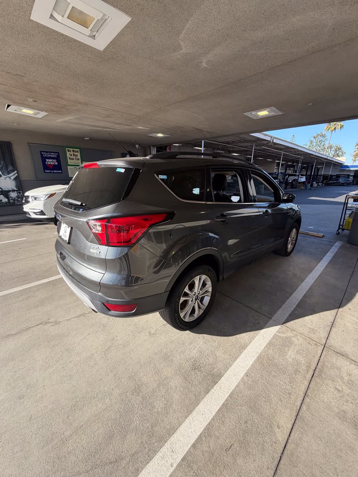 Used 2019 Ford Escape SEL AWD/4WD image 5