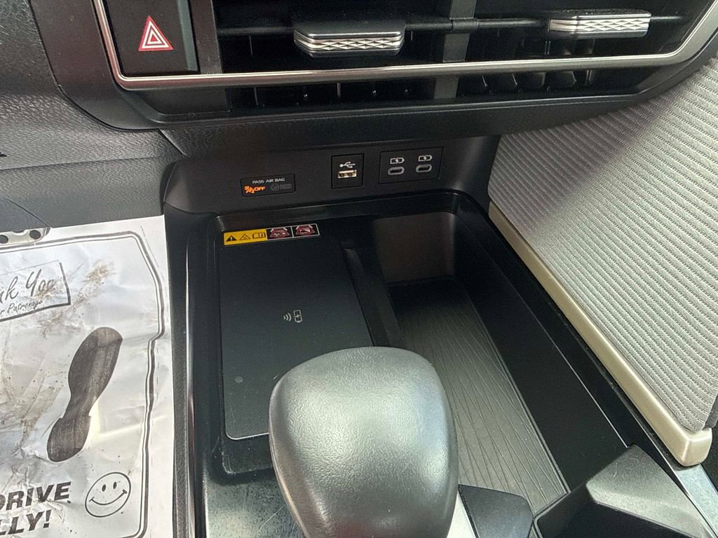 Used 2025 Toyota Camry SE FWD image 22