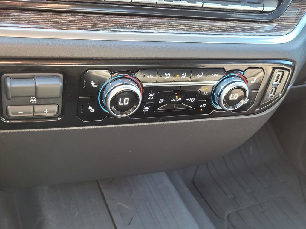 Used 2023 GMC Sierra 1500 SLE image 25