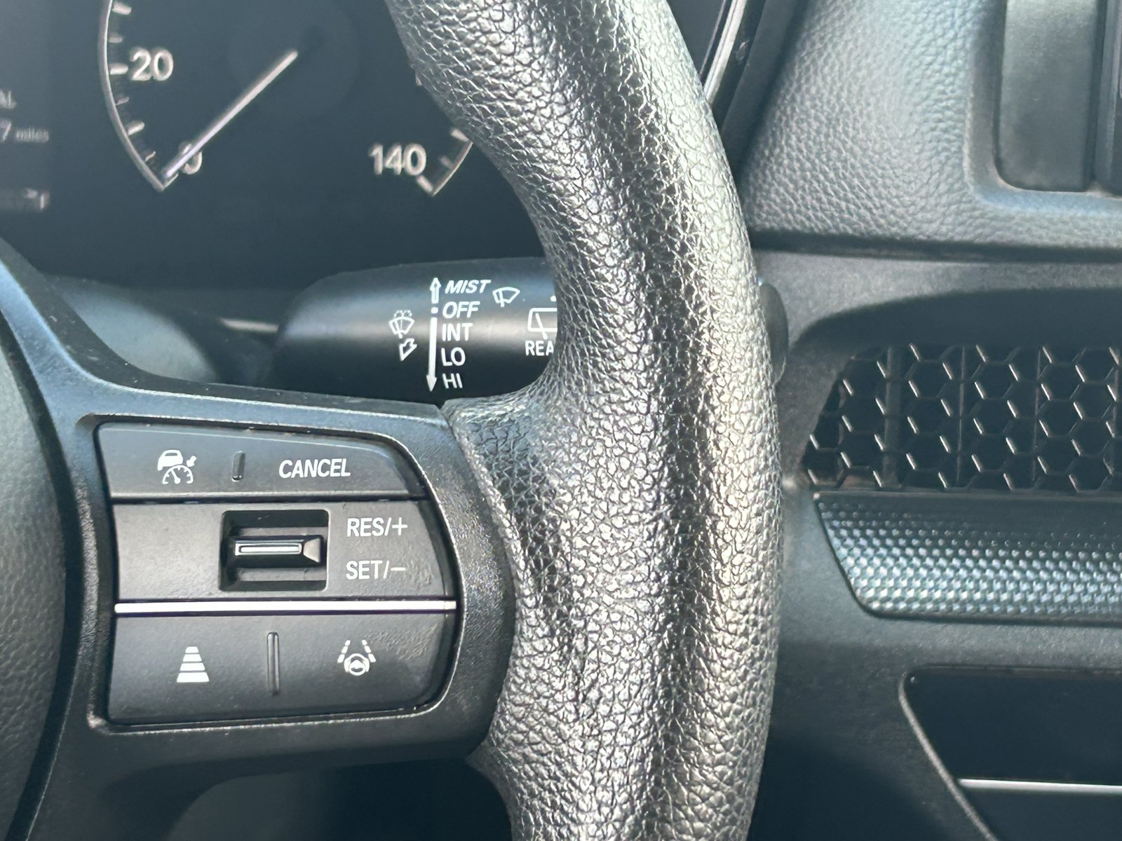 Used 2025 Honda CR-V LX image 24