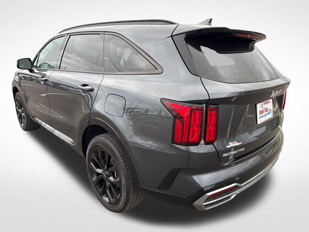 Used 2023 Kia Sorento SX AWD/4WD image 3
