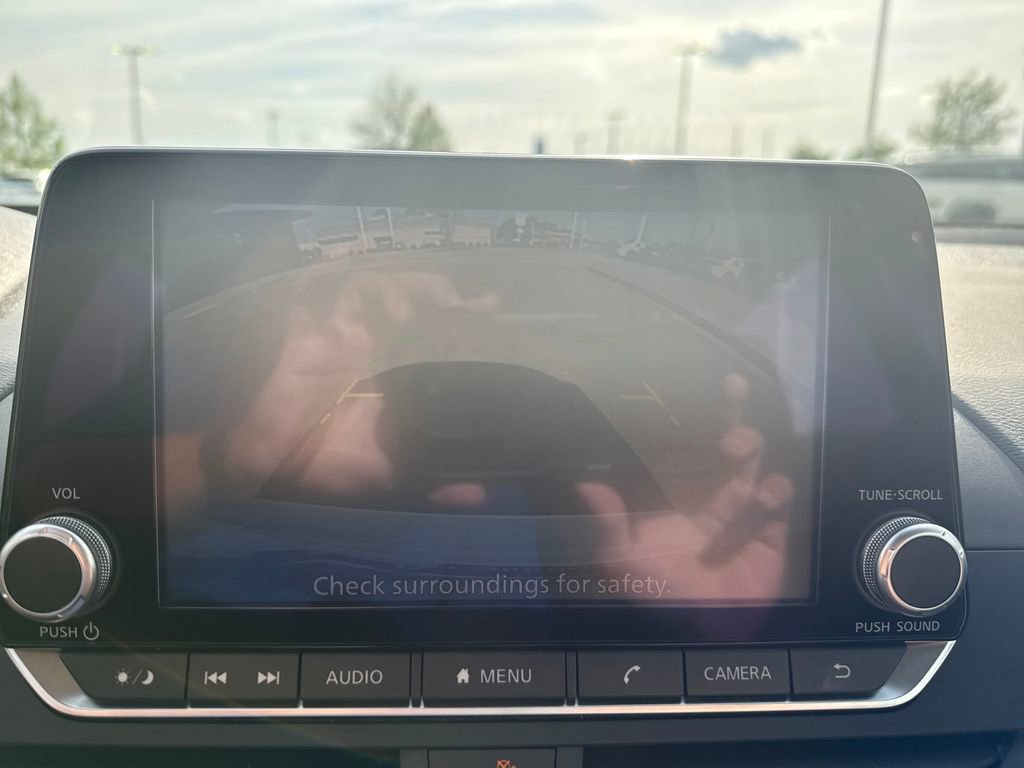 Used 2025 Nissan Altima 2.5 SV image 26