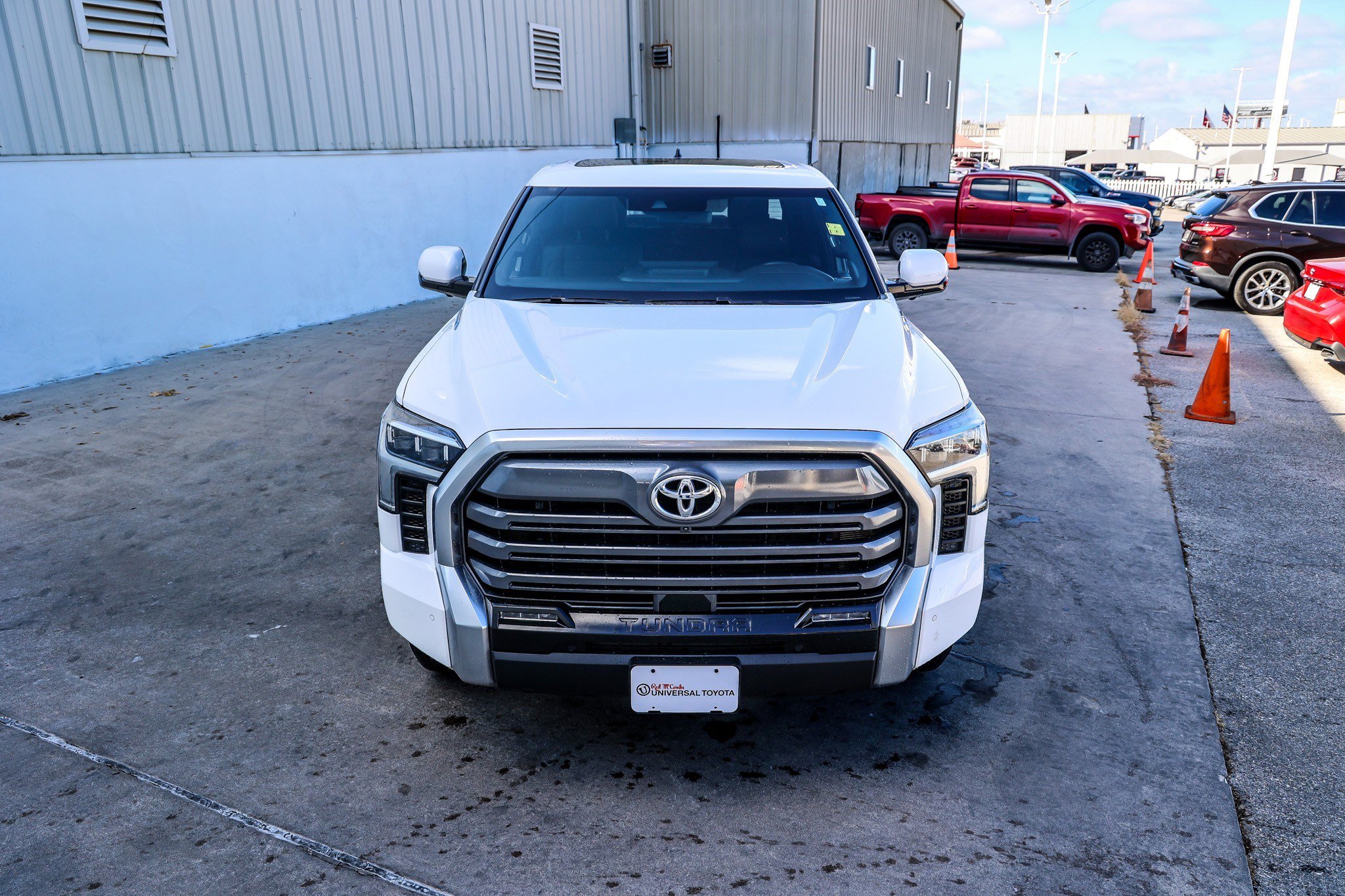 Used 2025 Toyota Tundra Limited image 4