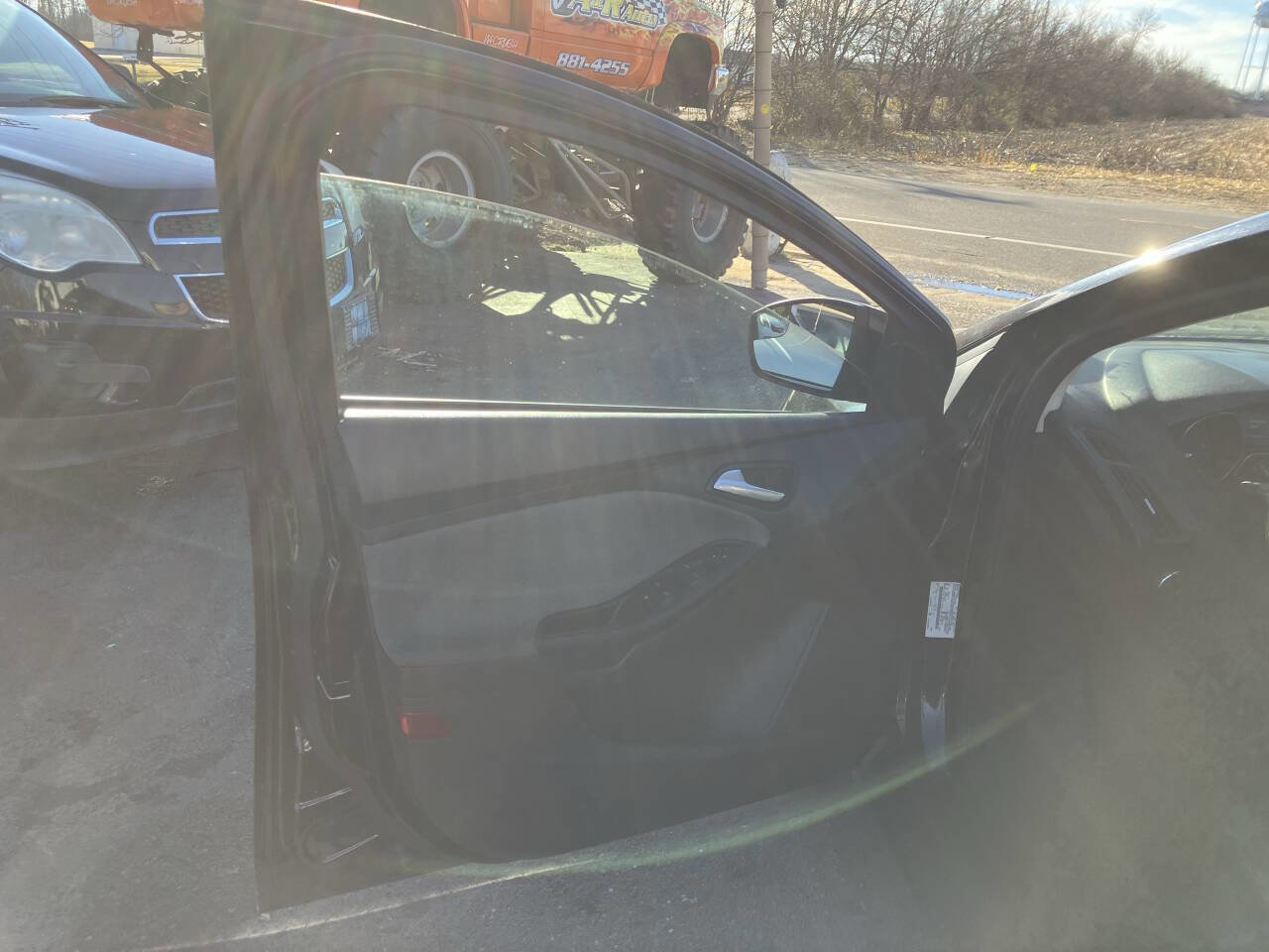 Used 2012 Ford Focus SE image 18