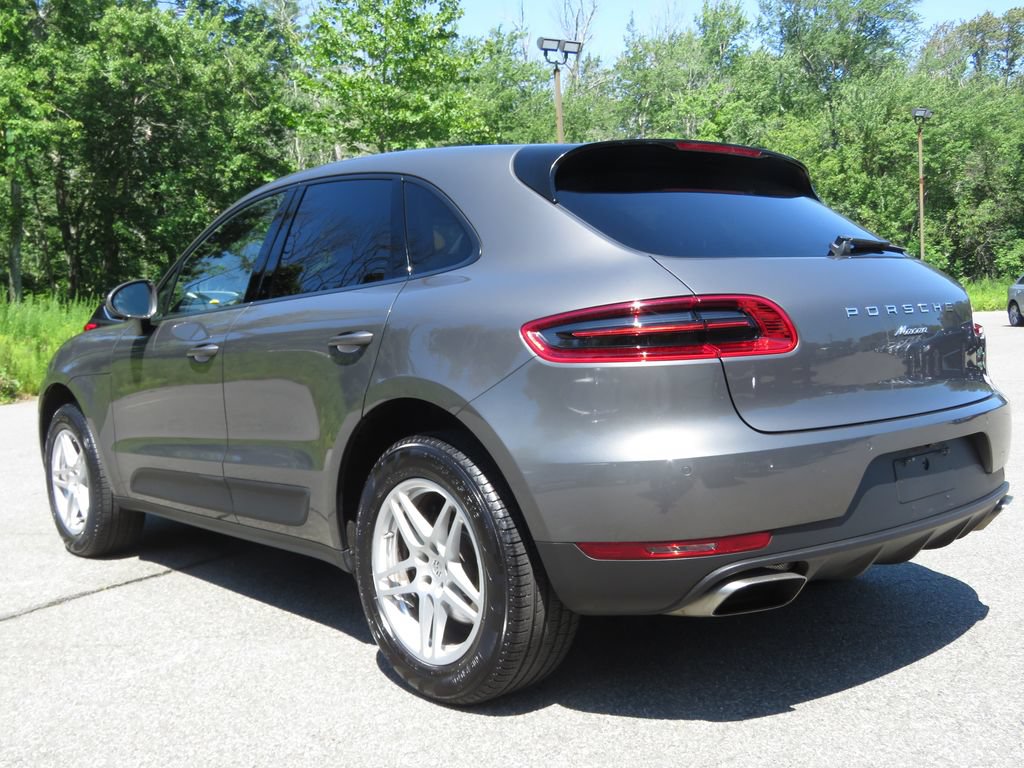 Used 2018 Porsche Macan Sport Edition AWD/4WD image 7