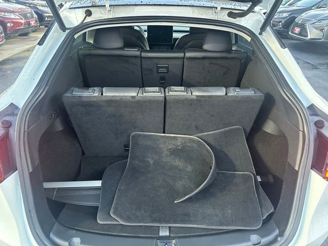 Used 2022 Tesla Model Y Long Range image 16