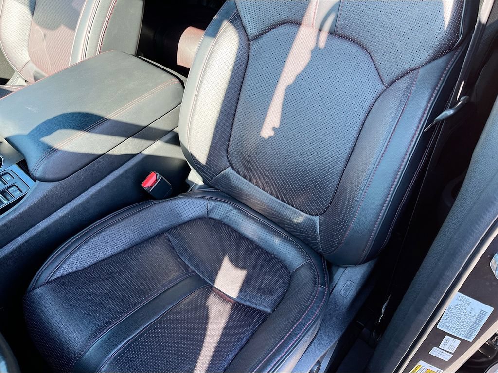 Used 2025 Honda Pilot Black Edition image 22