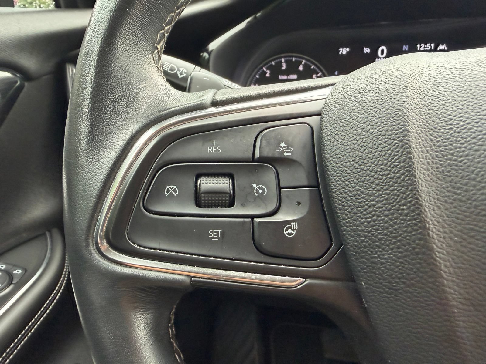Used 2023 Buick Envision Essence FWD image 14