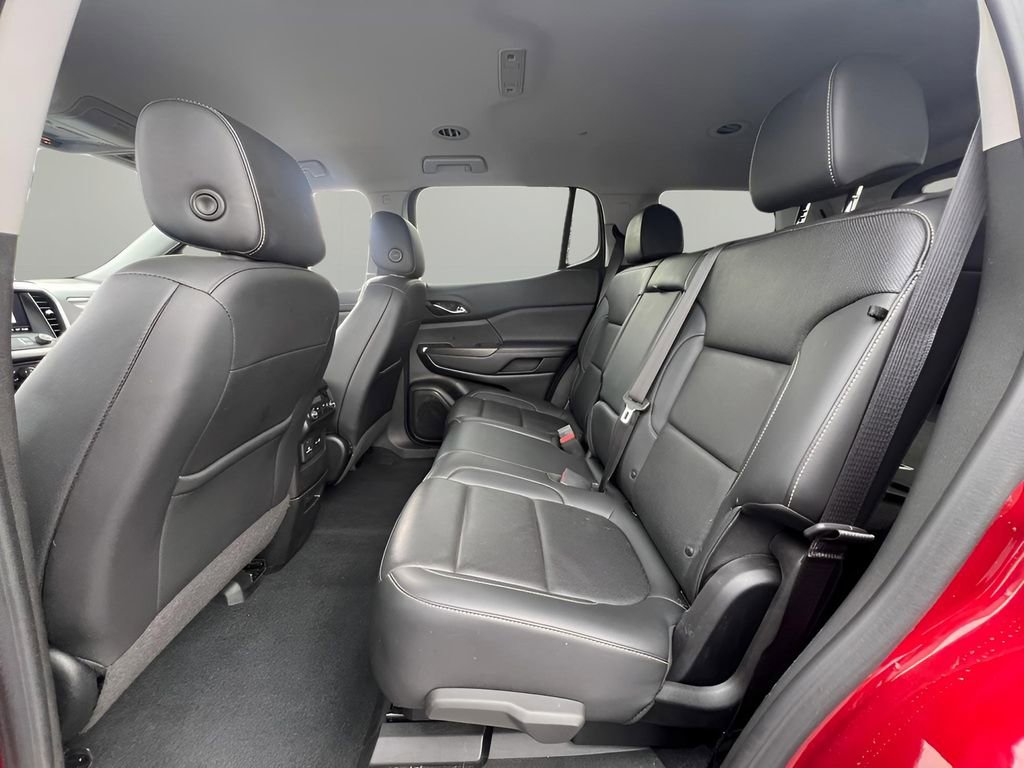 Used 2023 GMC Acadia SLT FWD image 18