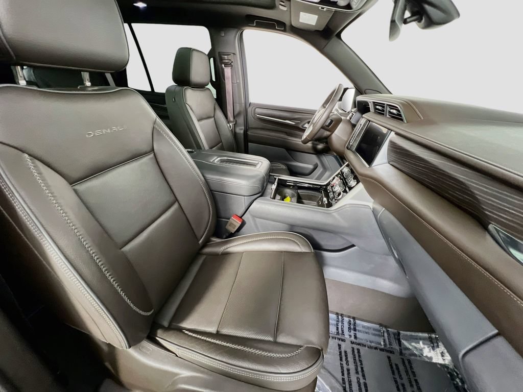 Certified 2022 GMC Yukon Denali AWD/4WD image 30