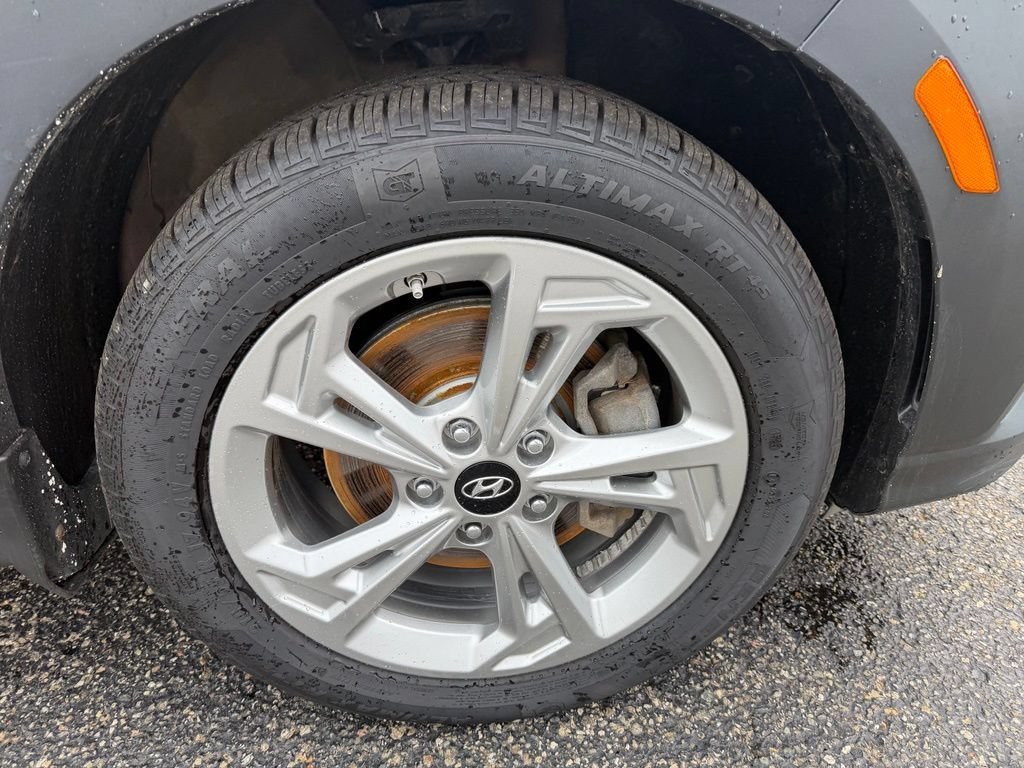 Used 2022 Hyundai Kona SEL AWD/4WD image 32