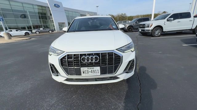 Used 2025 Audi Q3 2.0T Premium image 3