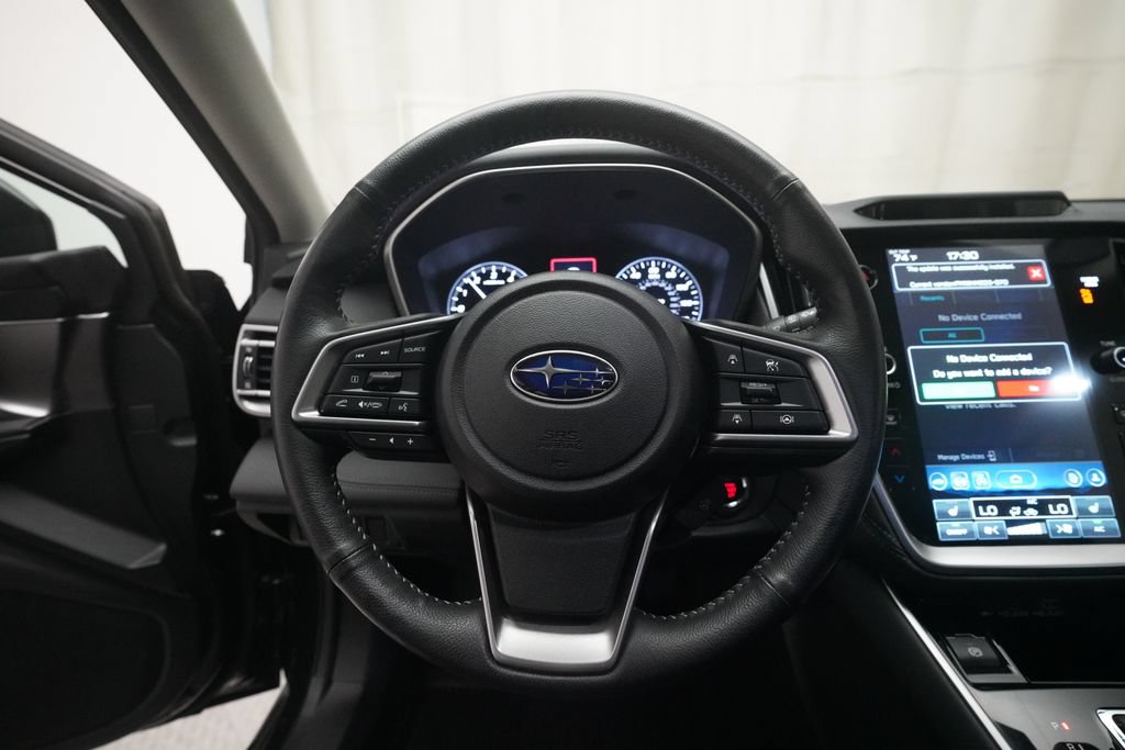 Certified 2025 Subaru Outback Limited AWD/4WD image 4