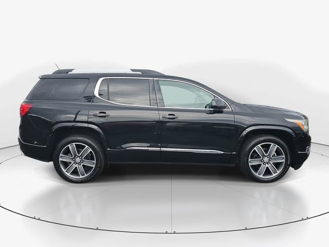 Used 2017 GMC Acadia Denali w/ Technology Package video 2