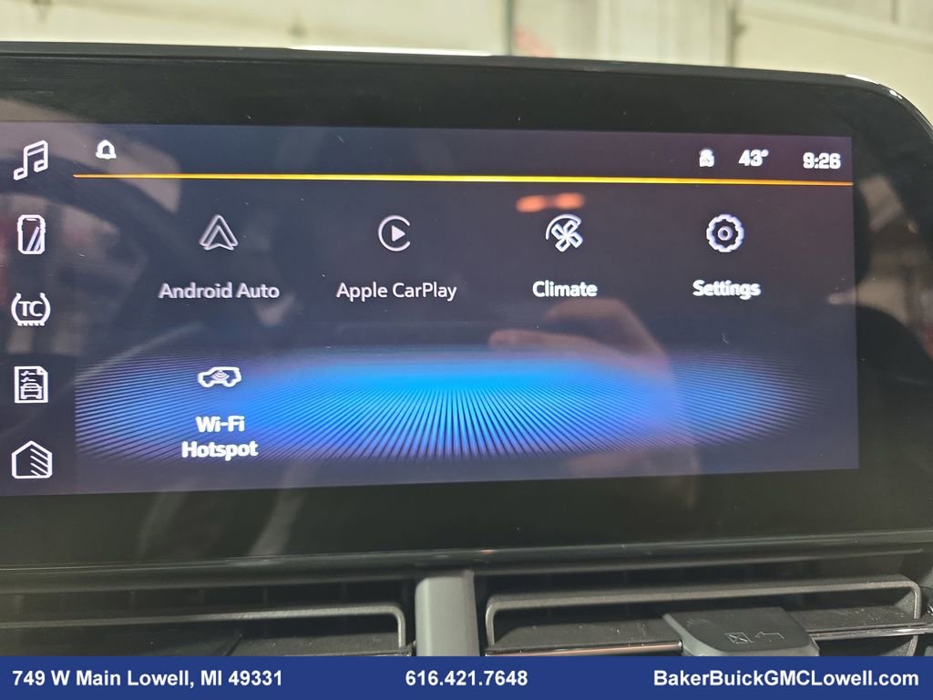 Used 2025 Chevrolet Trax LT w/ LT Convenience Package image 21