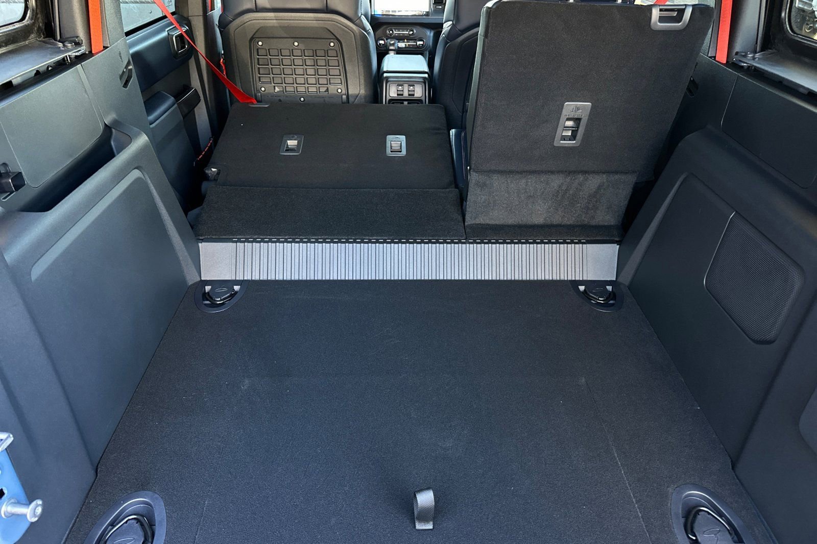 New 2025 Ford Bronco Raptor w/ Interior Carbon Fiber Pack image 14