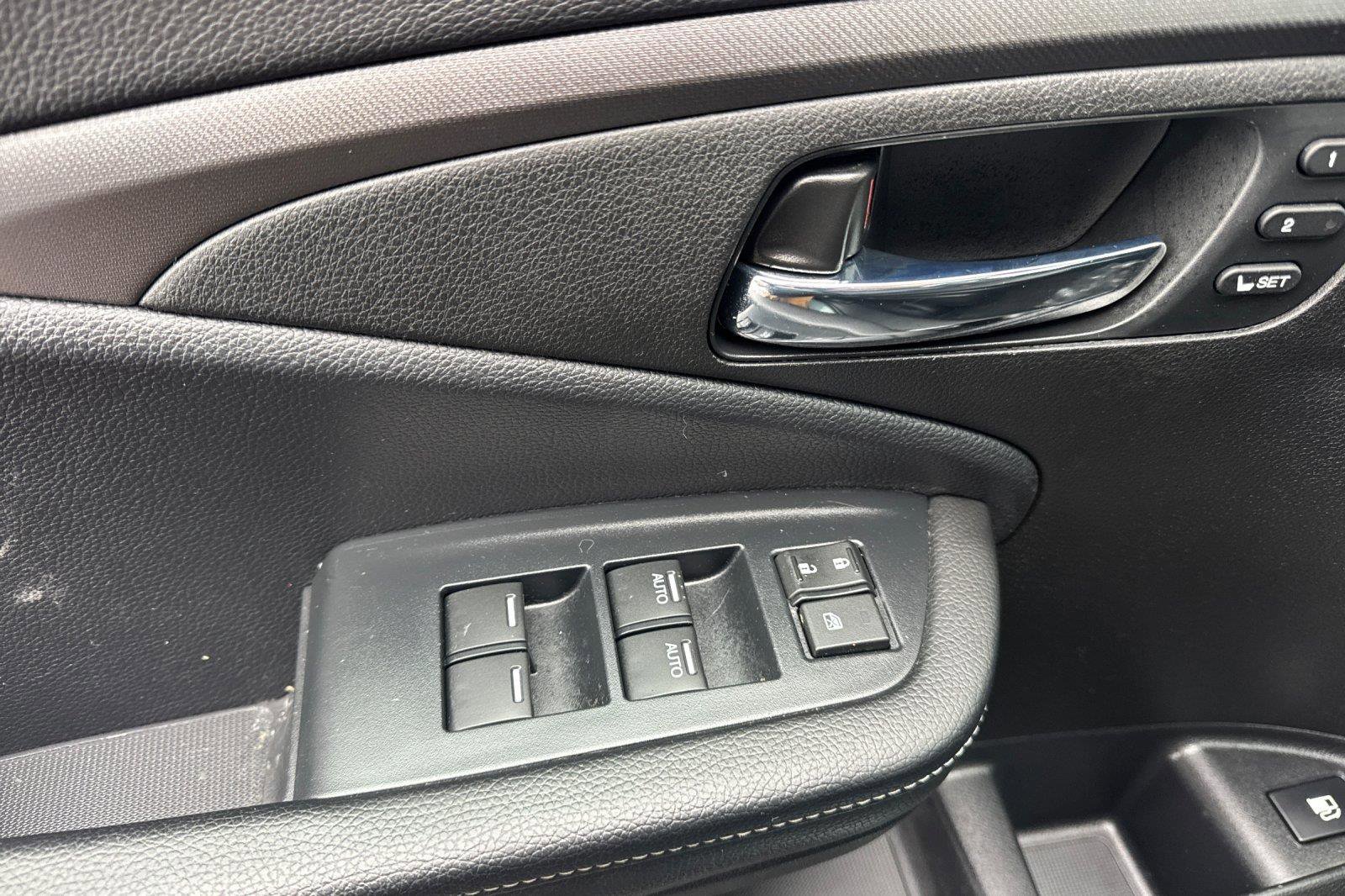 Certified 2023 Honda Ridgeline RTL-E image 5