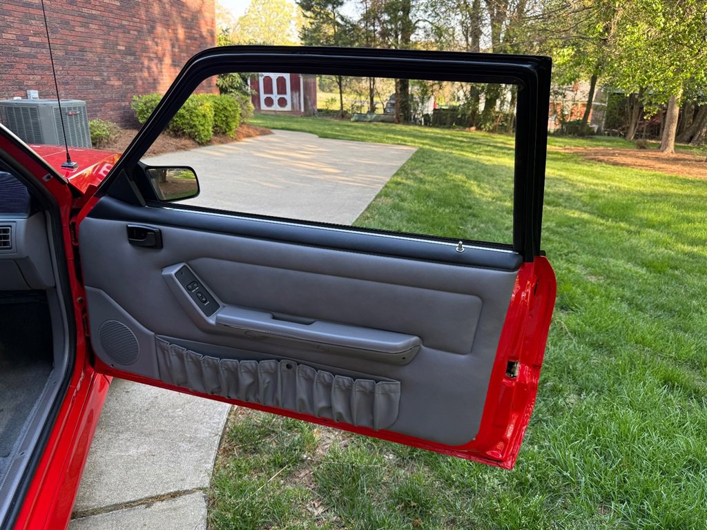 Used 1993 Ford Mustang Cobra image 61