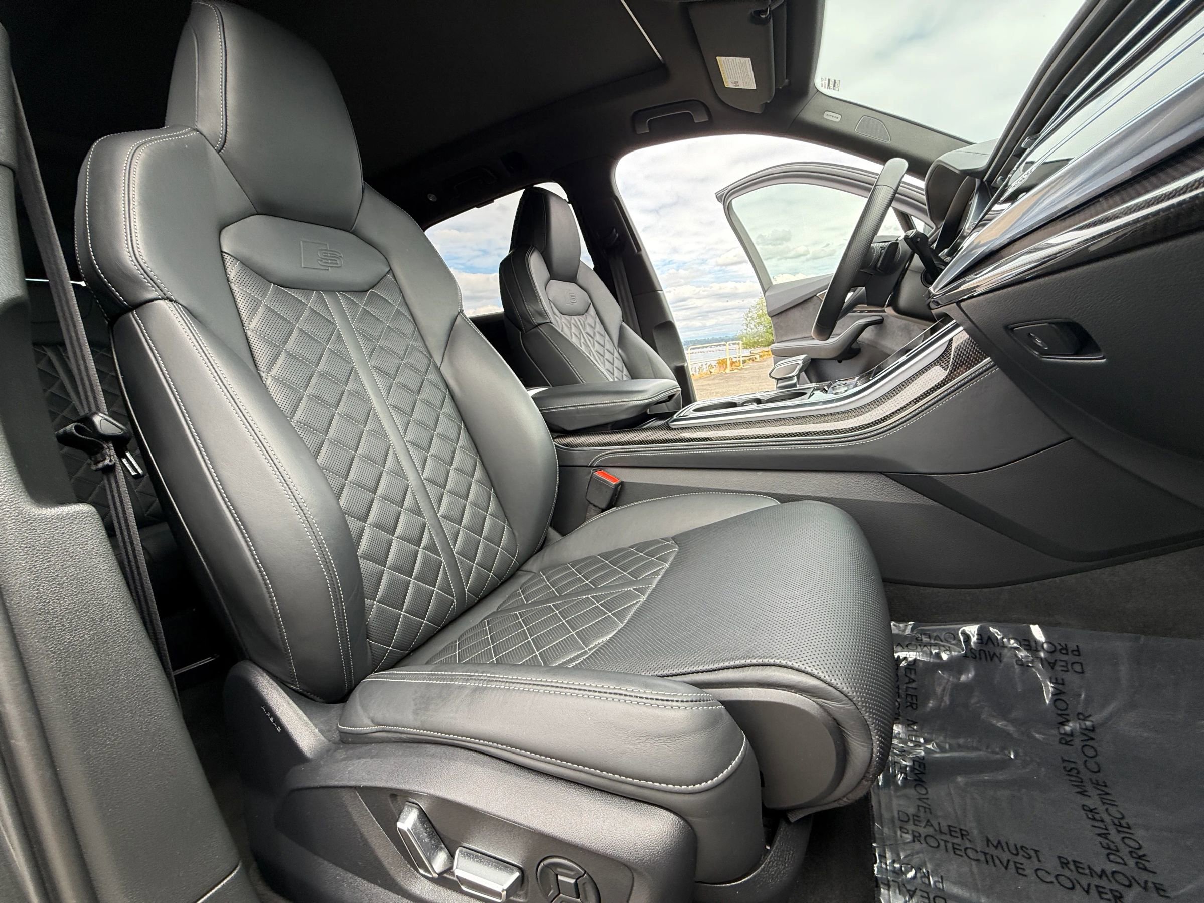 Used 2022 Audi SQ7 Prestige w/ Prestige Package image 59