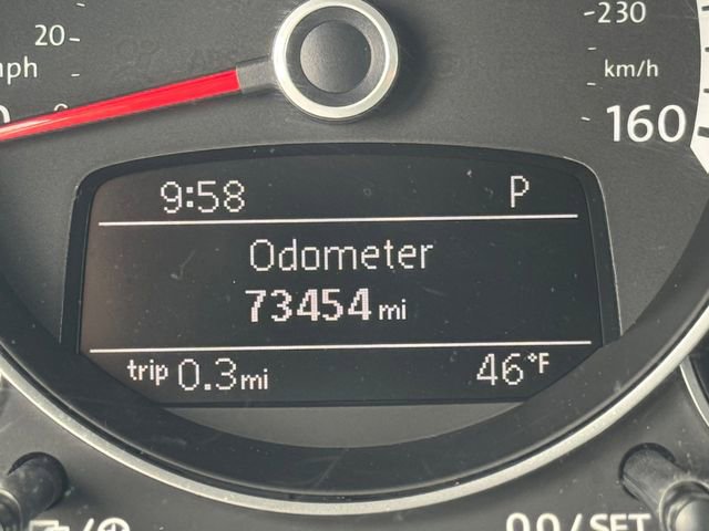 Used 2015 Volkswagen Beetle R-Line image 22